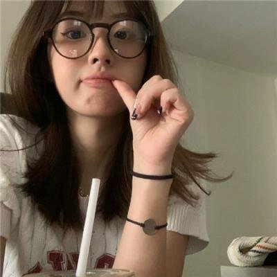 小胸维妮的幸福旅程